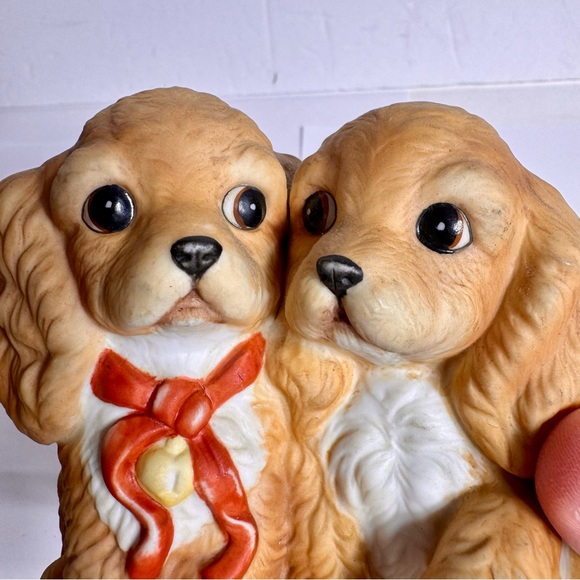 Vintage Homco puppies. Masterpiece Porcelain by Homco 1988 with adorable faces - Picture 6 of 11